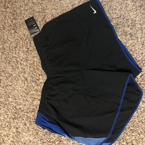 New Nike running shorts size 2x